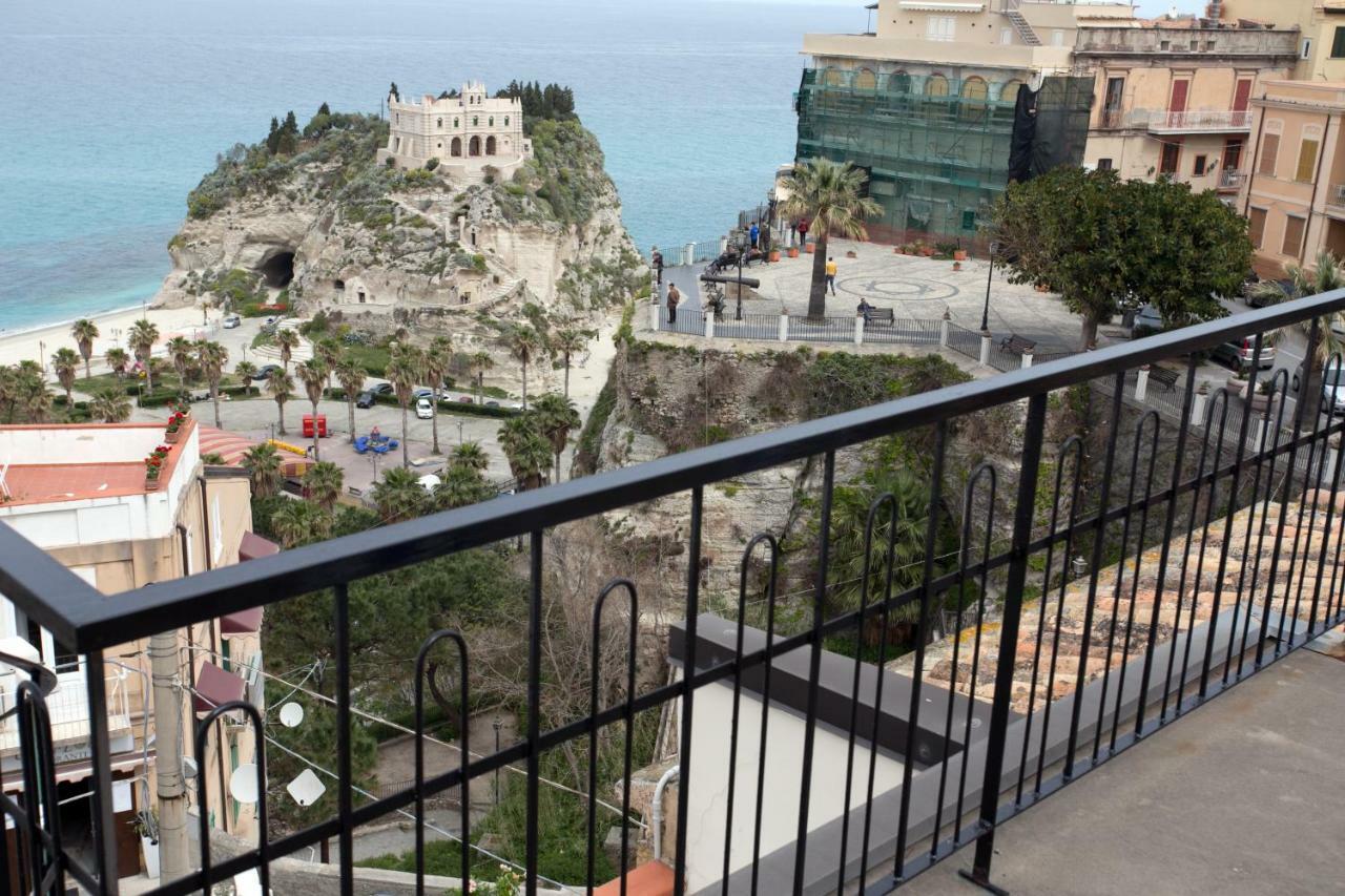 Lo Splendore Del Borgo Тропея Экстерьер фото